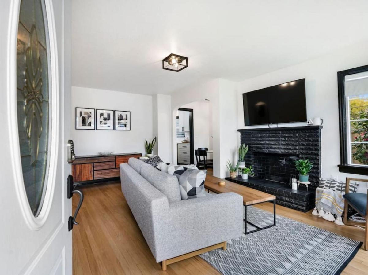 Picture Perfect Bungalow In The Heart Of Dt Vancouver Exterior foto